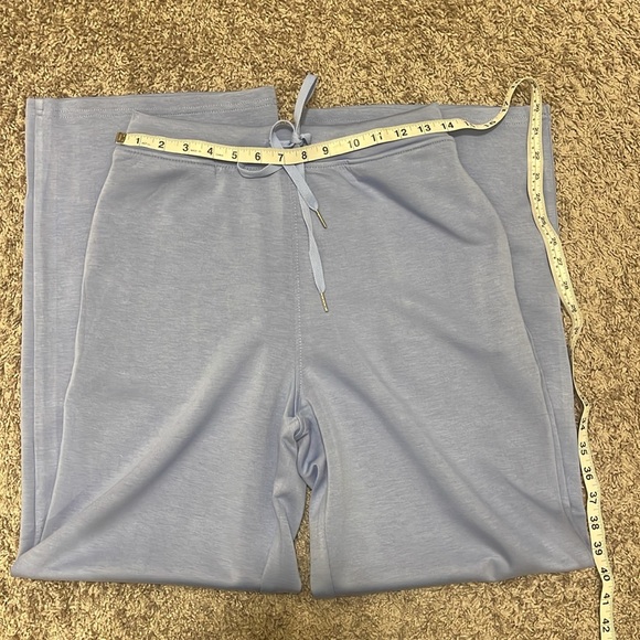 Blue Sleeveless Sweatsuit - Picture 12 of 14